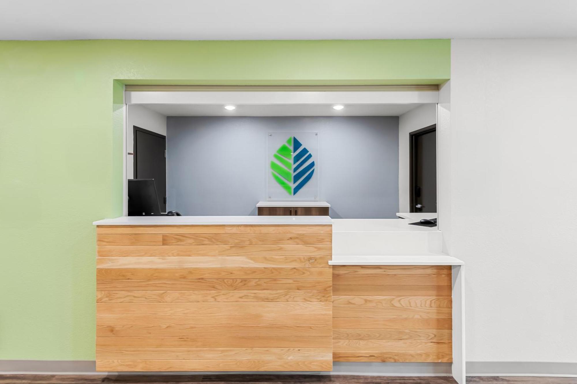 Woodspring Suites Kansas City Airport Екстер'єр фото