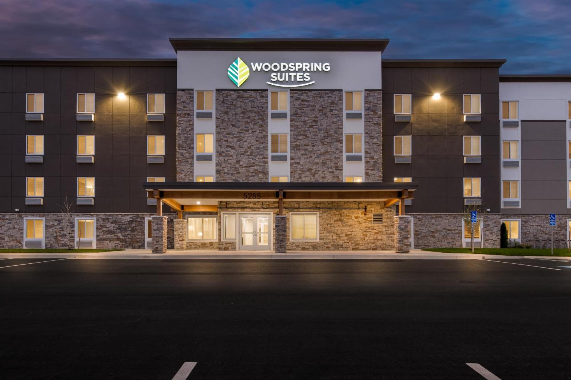 Woodspring Suites Kansas City Airport Екстер'єр фото